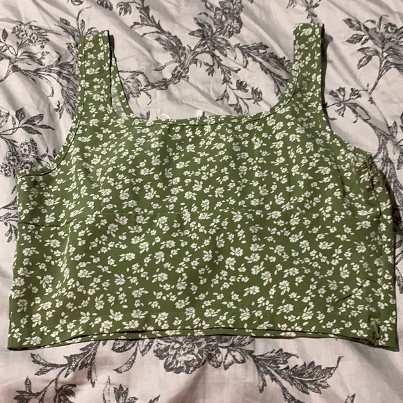 Romwe tank top - Picture 4 of 5